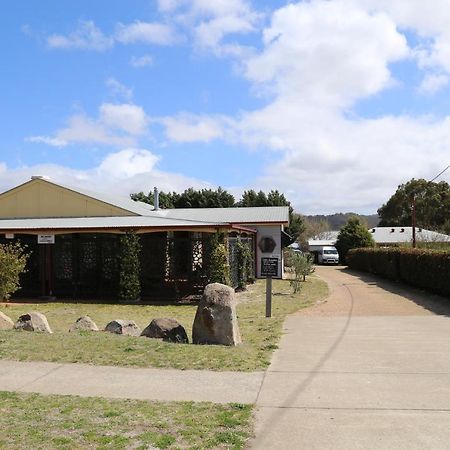 Granite Belt Cabins Hotel Stanthorpe Exterior foto