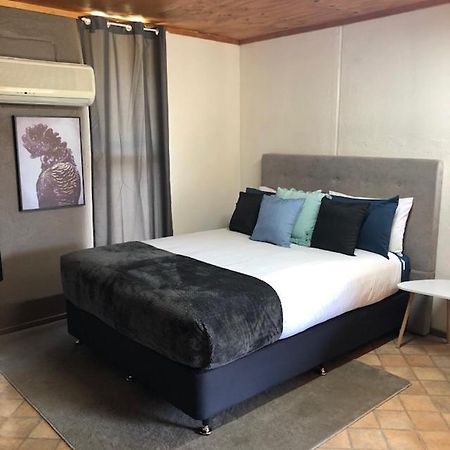 Granite Belt Cabins Hotel Stanthorpe Exterior foto