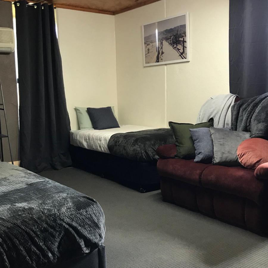 Granite Belt Cabins Hotel Stanthorpe Exterior foto